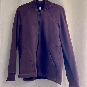 Lululemon jacket size 6